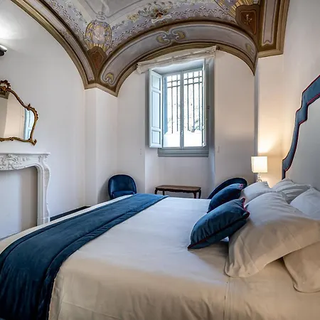 Yid Five Luxury Suites Apt With Secret Garden Florence