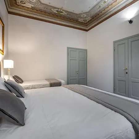 Appartement Yid Five Luxury Suites Apt With Secret Garden Florence