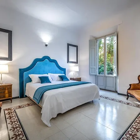 Yid Five Luxury Suites Apt With Secret Garden *