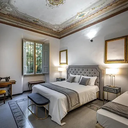 Yid Five Luxury Suites Apt With Secret Garden Florence
